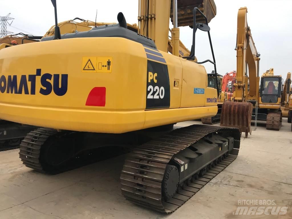 Komatsu PC 220-8 履带挖掘机