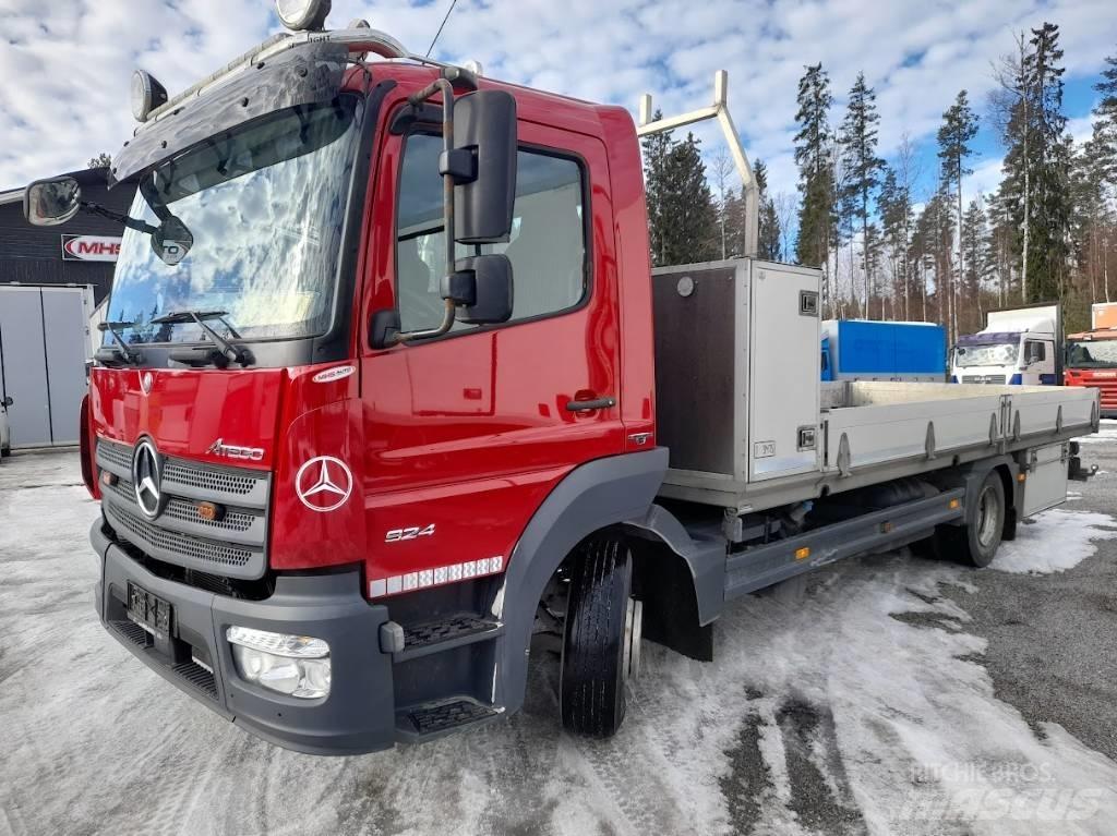 Mercedes-Benz Atego 平板栏板货车
