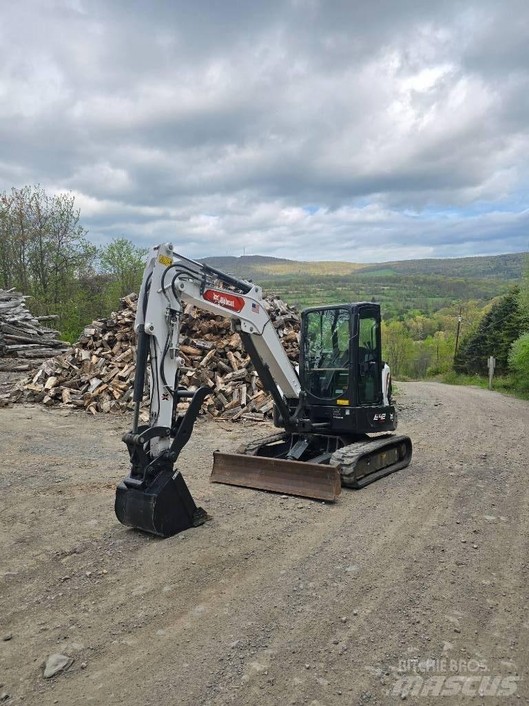 Bobcat E42 小型挖掘机