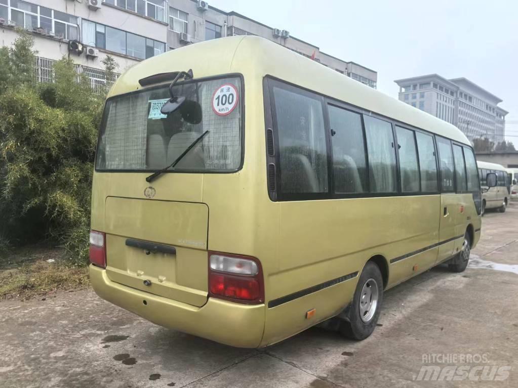 Toyota Coaster 公路客运汽车