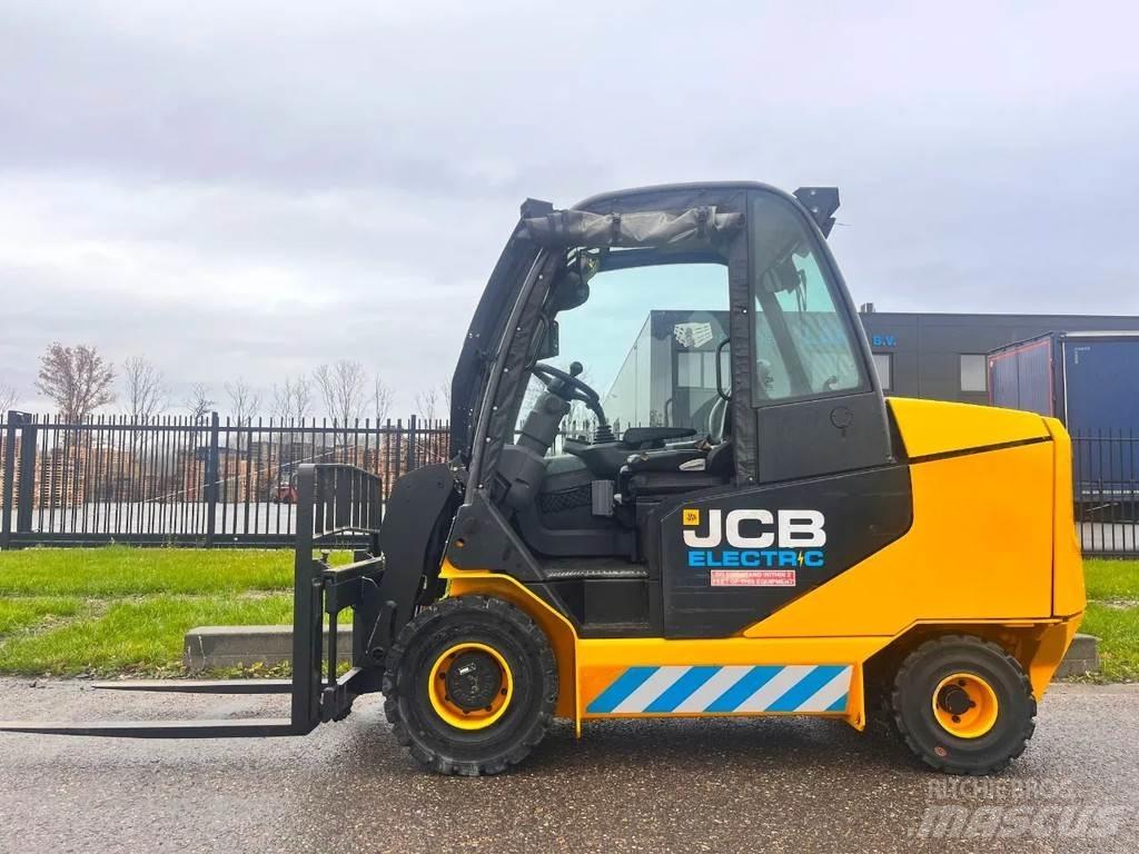 JCB TLT30-19E 伸缩轮式装载机