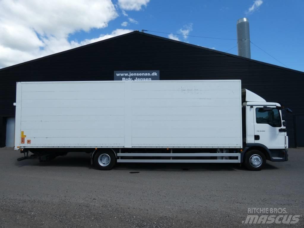MAN TGL 12.220 厢式货车