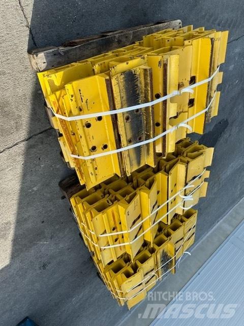 Komatsu d 85 plate 履带、链条和底盘