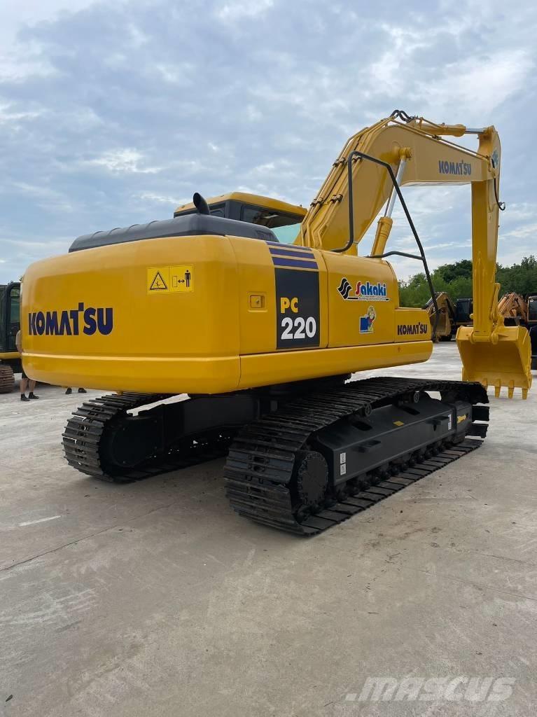 Komatsu pc220-7 履带挖掘机