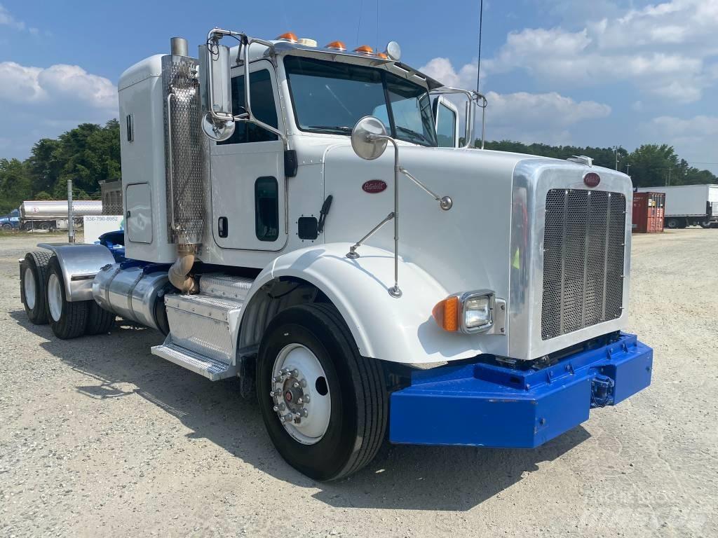 Peterbilt 365 牵引车