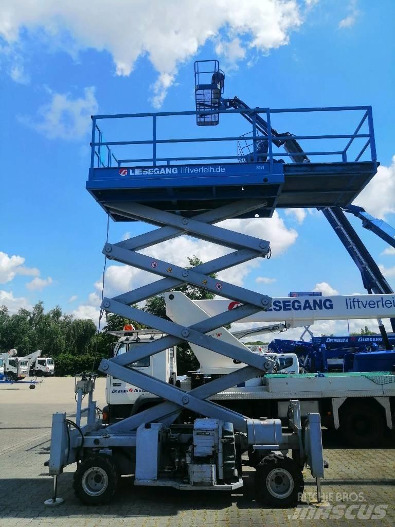 Liftlux SL 108 D 4x4 剪叉式升降机