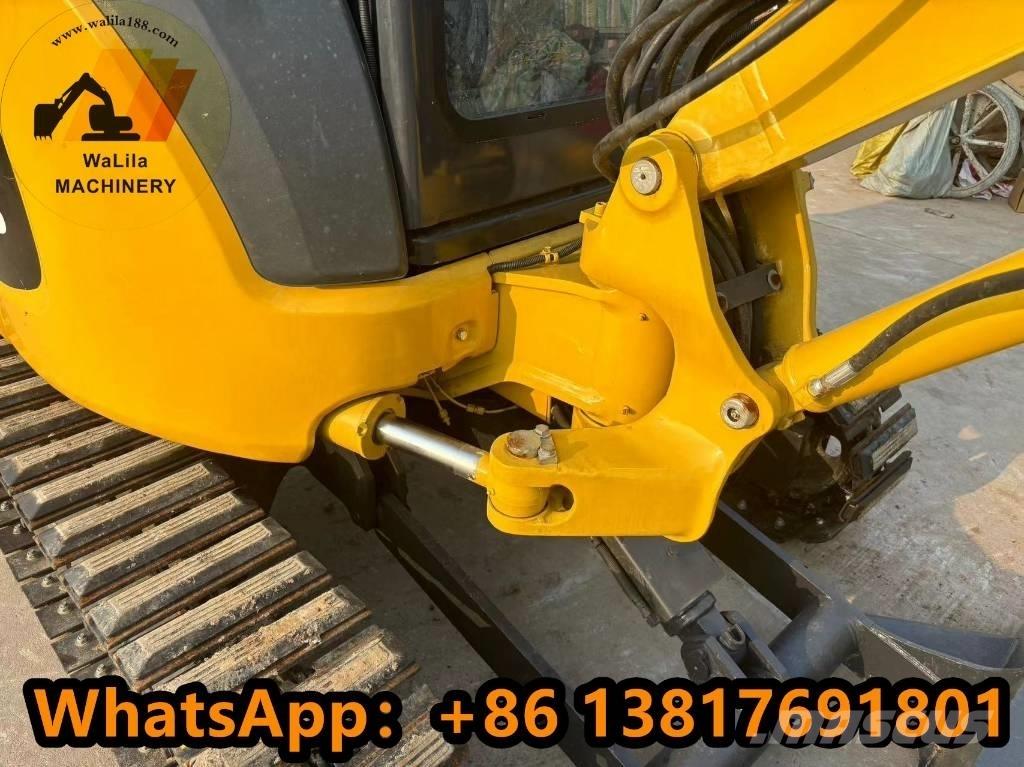 Komatsu PC 35 MR 小型挖掘机