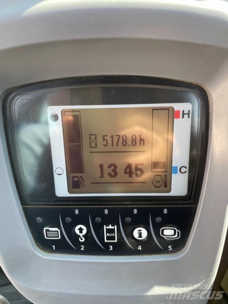 Kubota KX 080-4 中型挖掘机