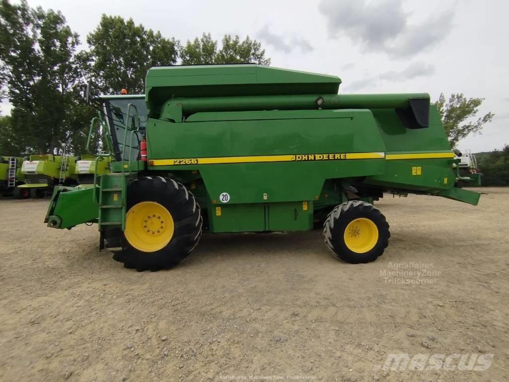 John Deere 2266 联合收割机