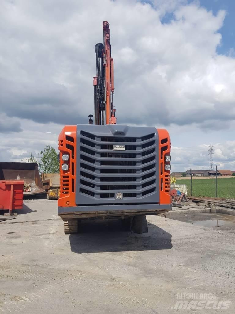 Sandvik DI 550 钻孔机