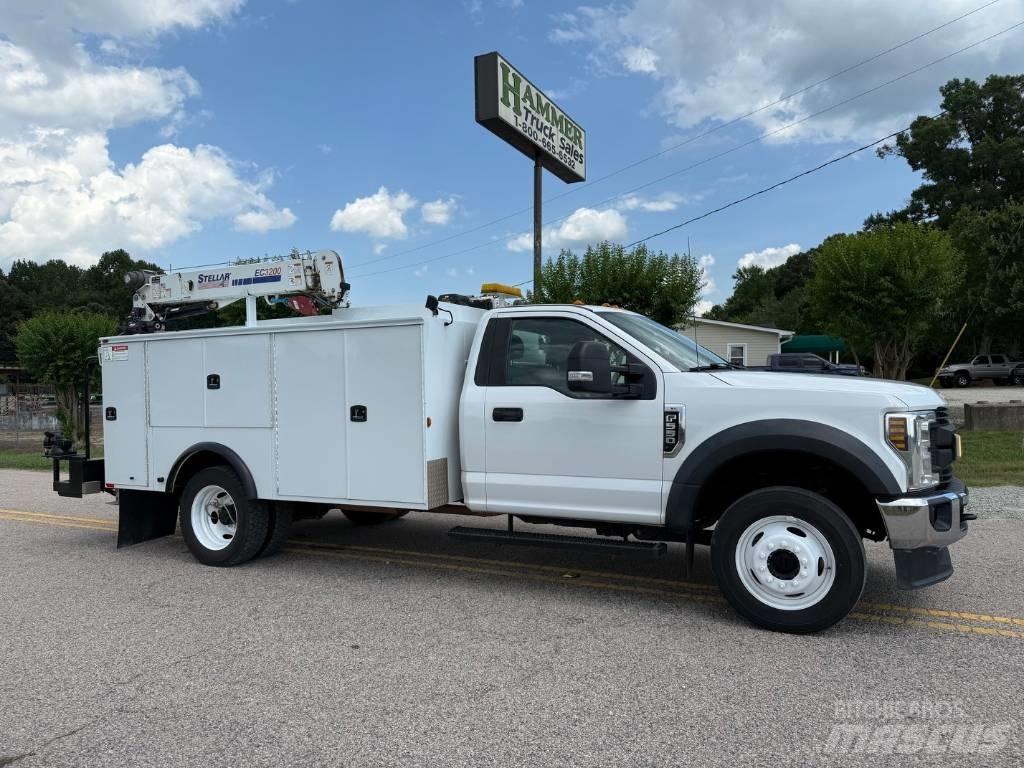 Ford F 550 皮卡车
