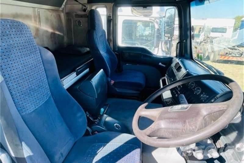 UD TRUCKS QUON 其他货车