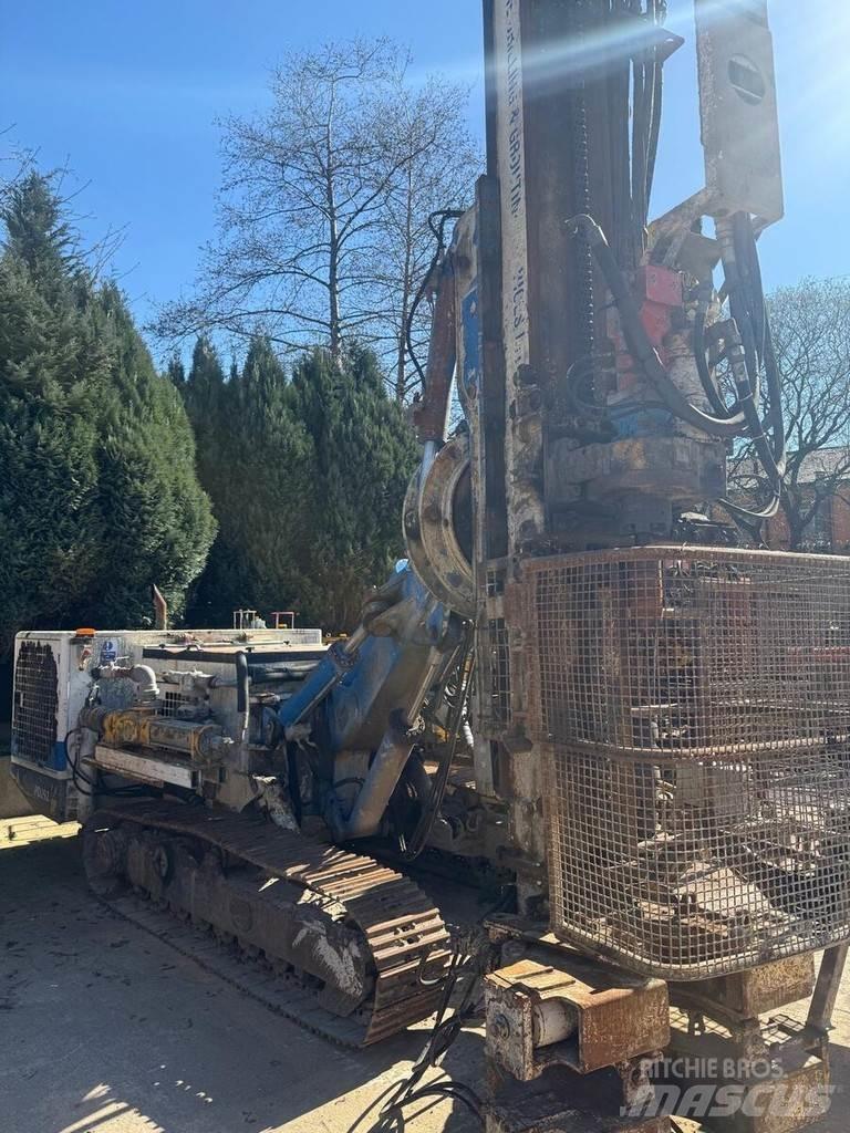 Soilmec SM 401 锚固钻机
