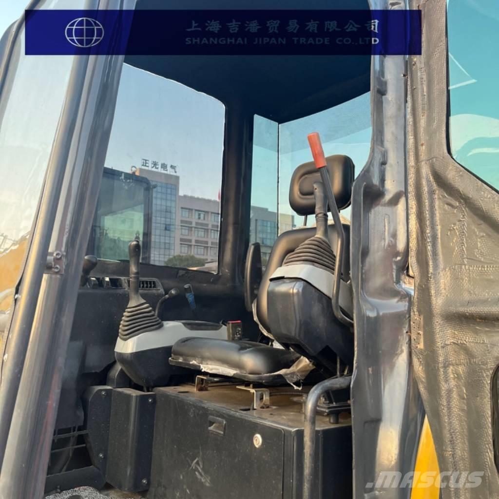 Komatsu PC 50 MR 小型挖掘机