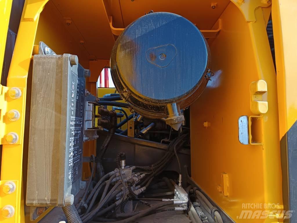 Volvo EC 250 履带挖掘机