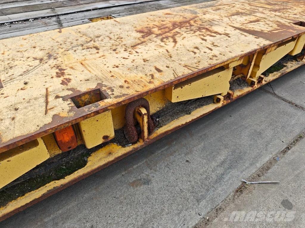 Nooteboom Lowbed 低平板半挂车