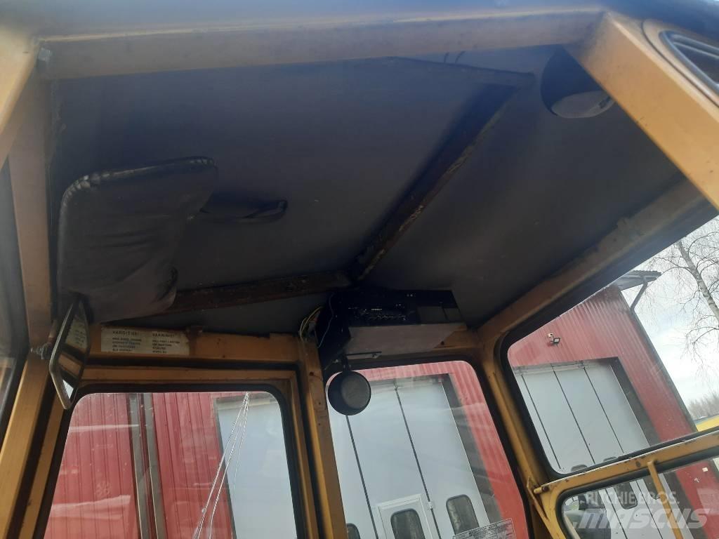 Valmet 702S 4 veto 拖拉机/农用车