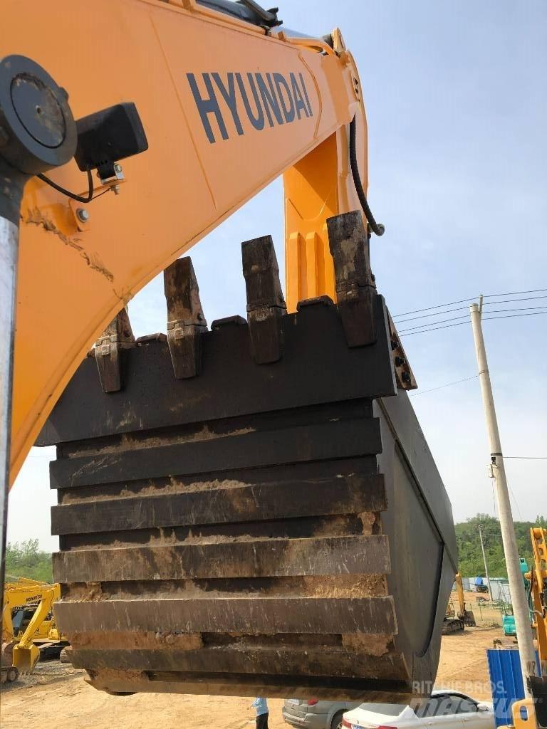 Hyundai 275VS 履带挖掘机