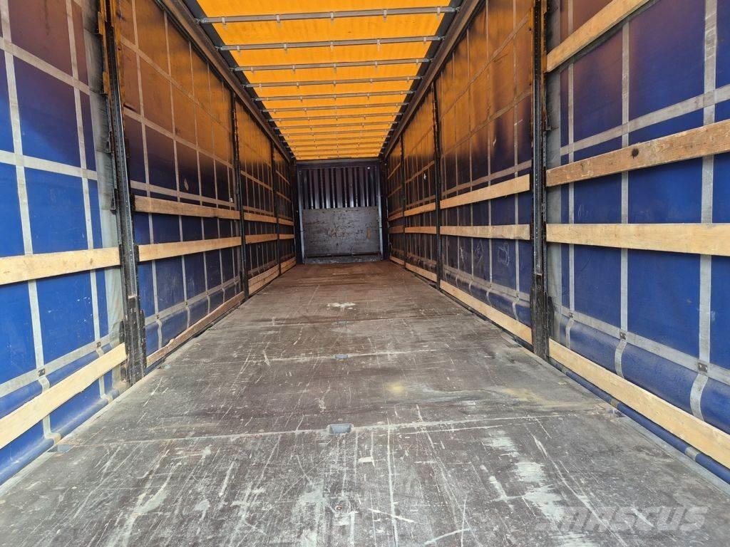 Krone schuifzeil 篷布货车