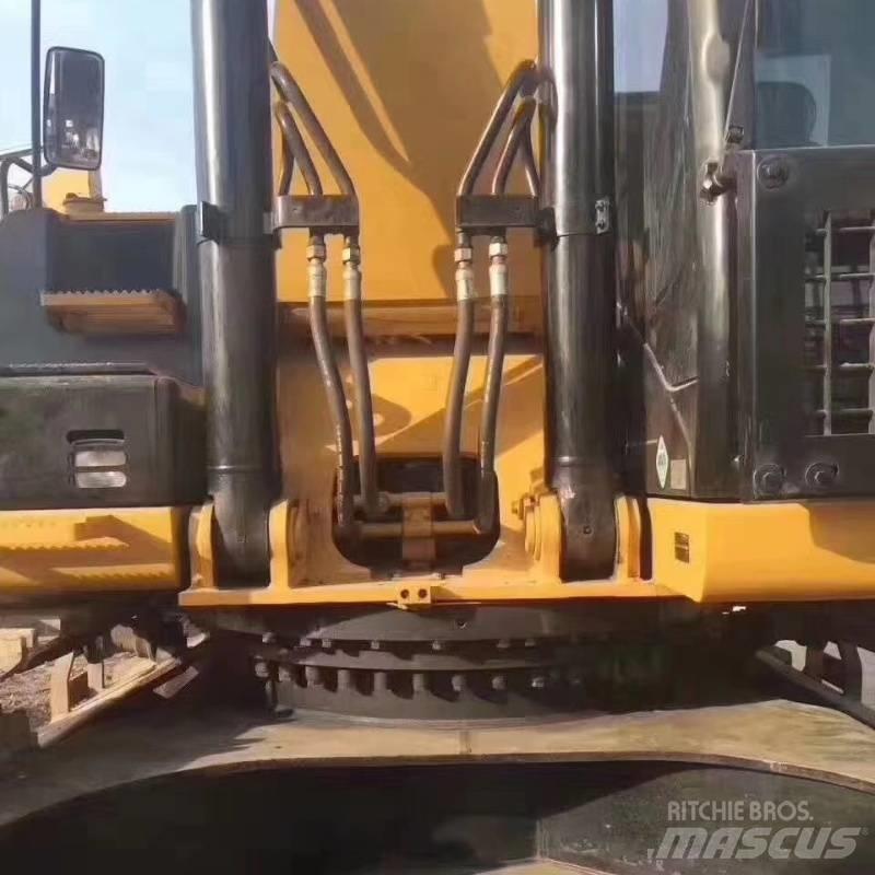 CAT 340 履带挖掘机