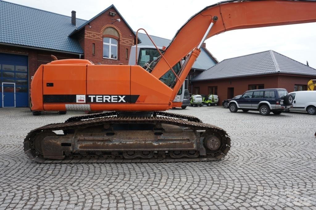 Terex TC225 LC 履带挖掘机