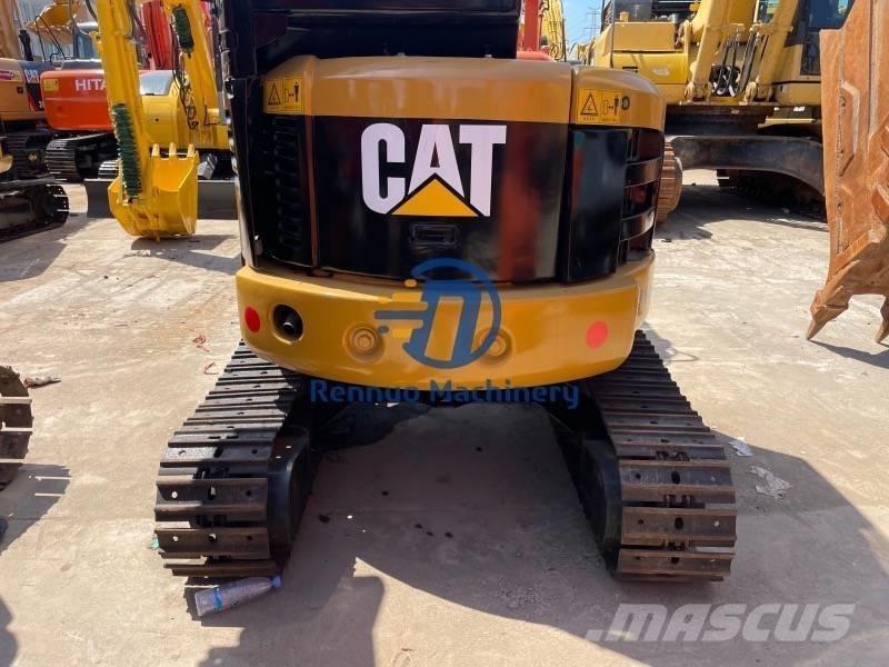 CAT 303 CR 小型挖掘机