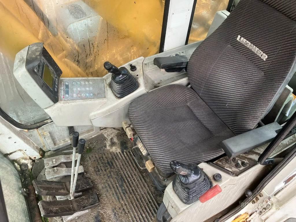 Liebherr 924 履带挖掘机