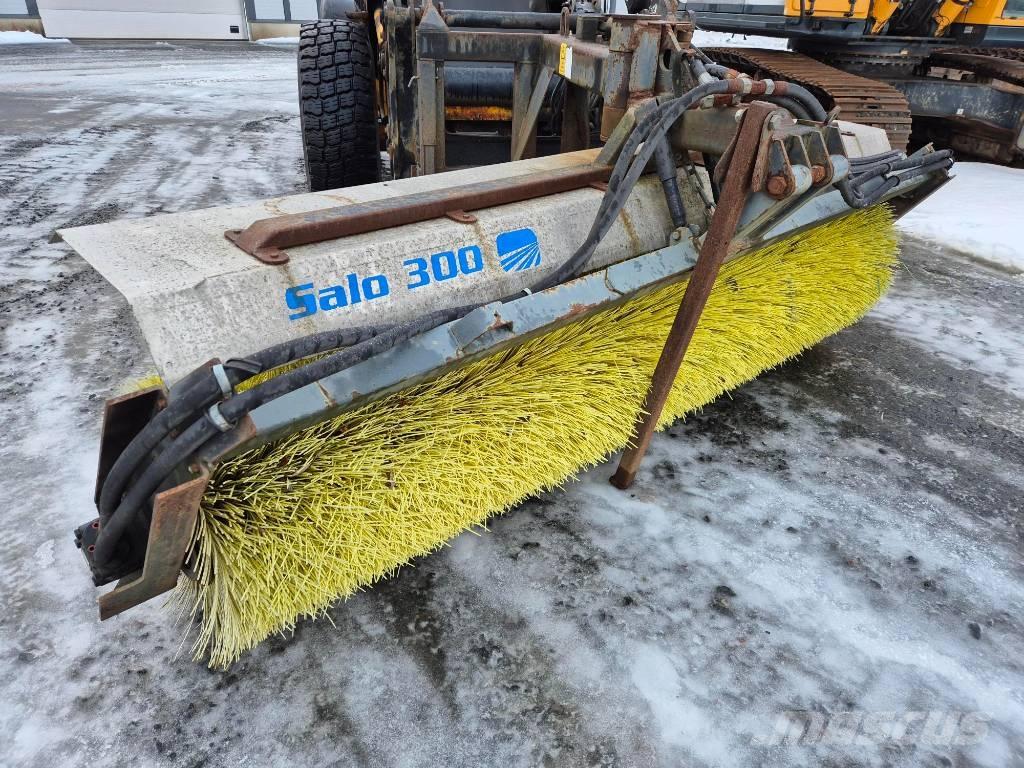 Salo 300 Avoharja 刷子配件