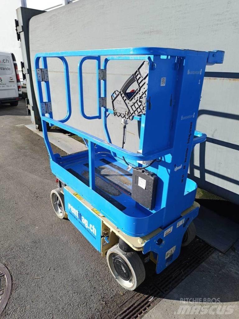 JLG 1230 ES 客货电梯
