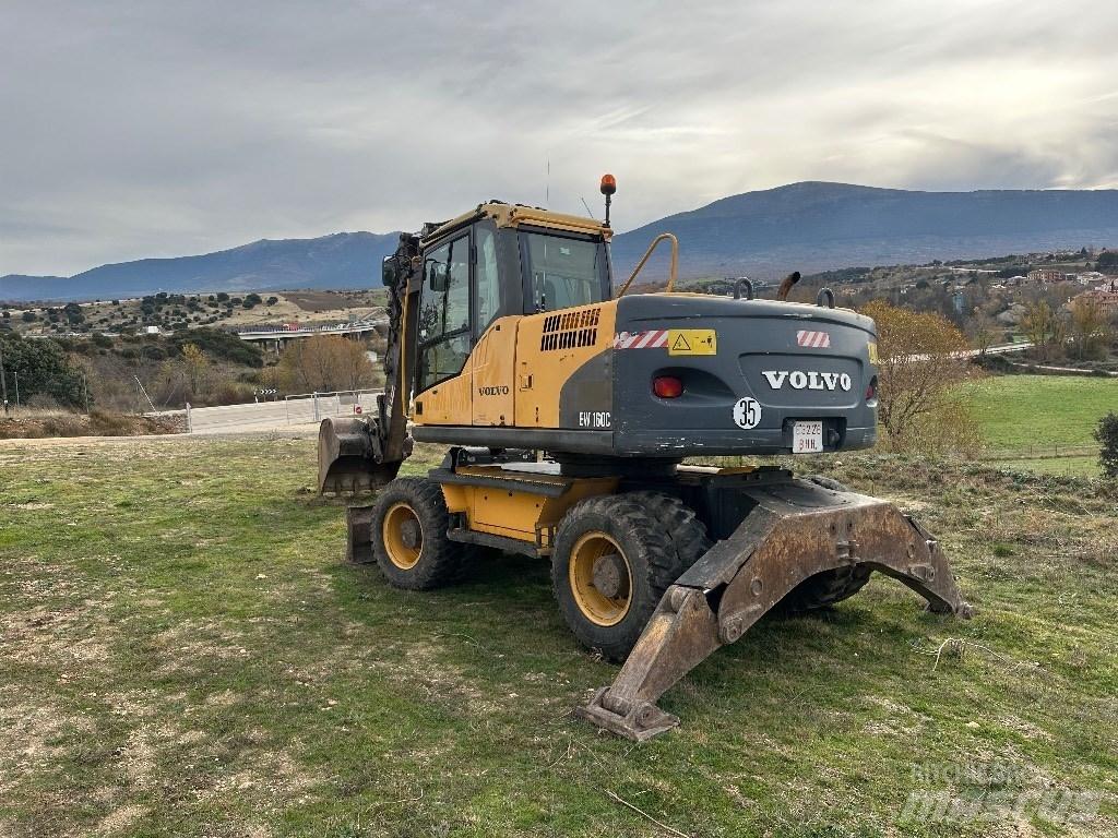 Volvo EW 140 C 轮式挖掘机
