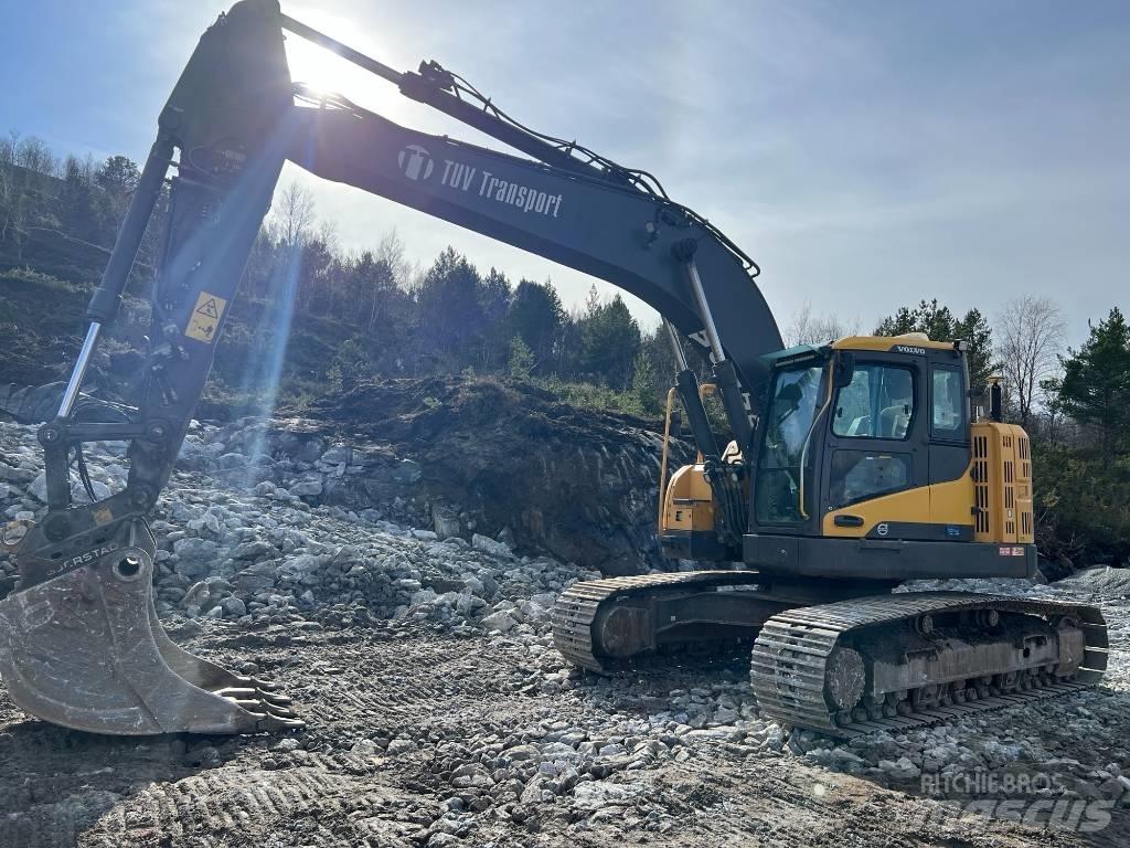Volvo ECR235DL 履带挖掘机