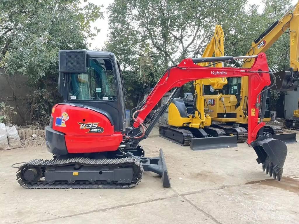 Kubota U 35 小型挖掘机