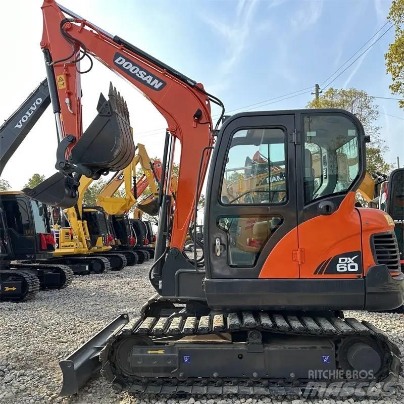 Doosan DX 60 履带挖掘机