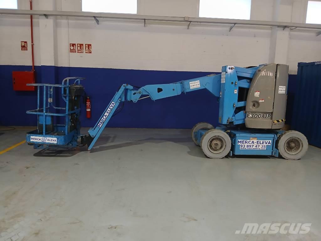 JLG E 300 AJP 曲臂高空工作平台