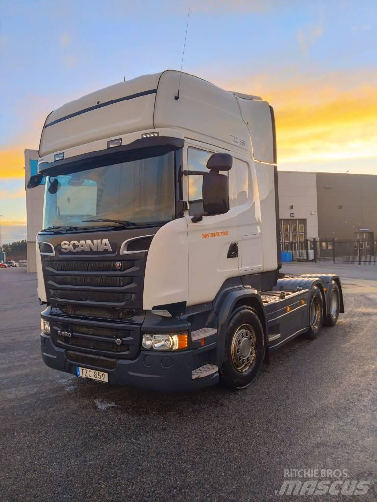 Scania R 520 LA 牵引车