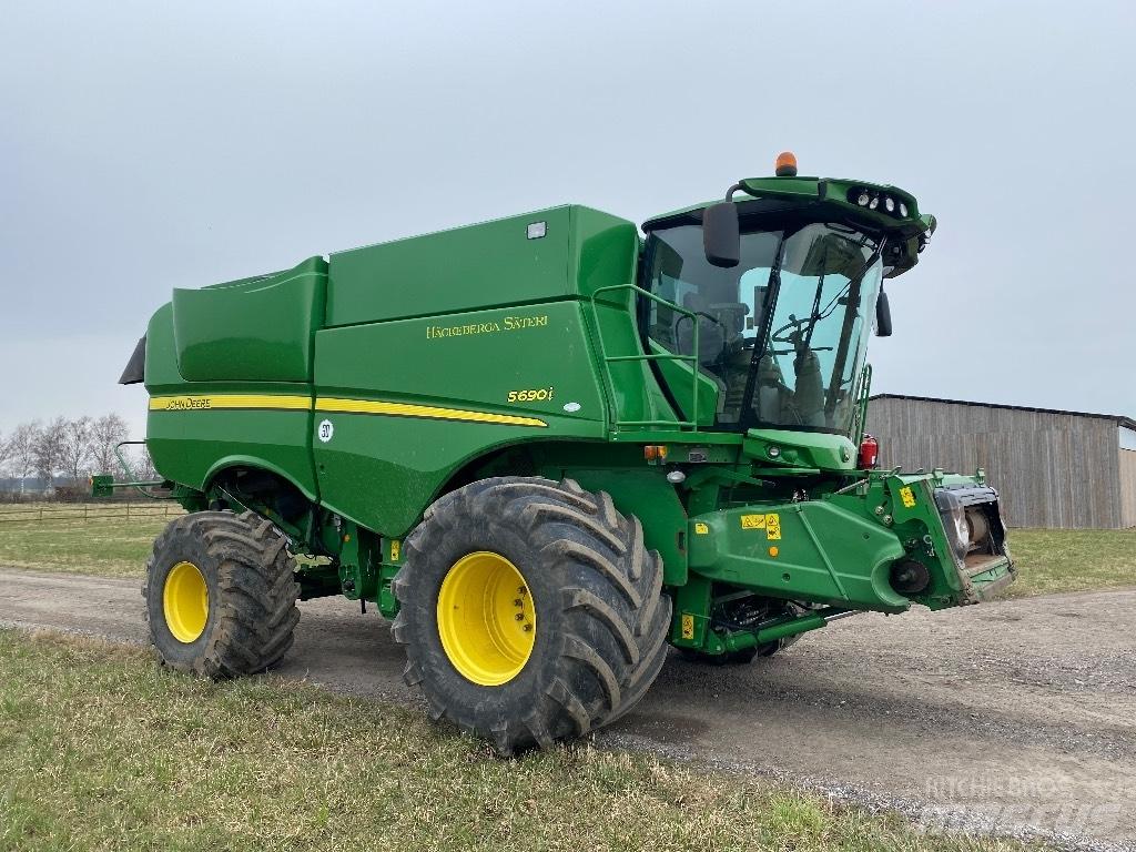 John Deere S 690 i 联合收割机