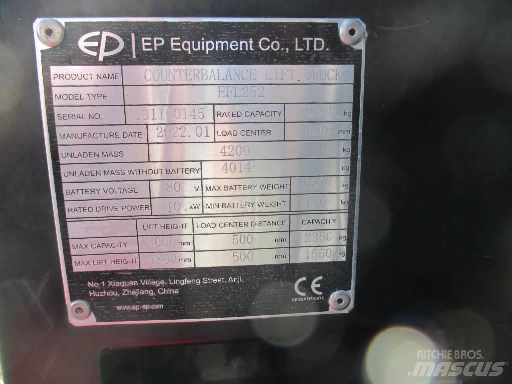 EP EFL 252 电动叉车