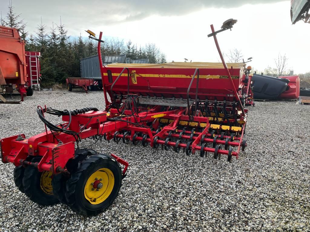 Väderstad Rapid400C 多功能条播机