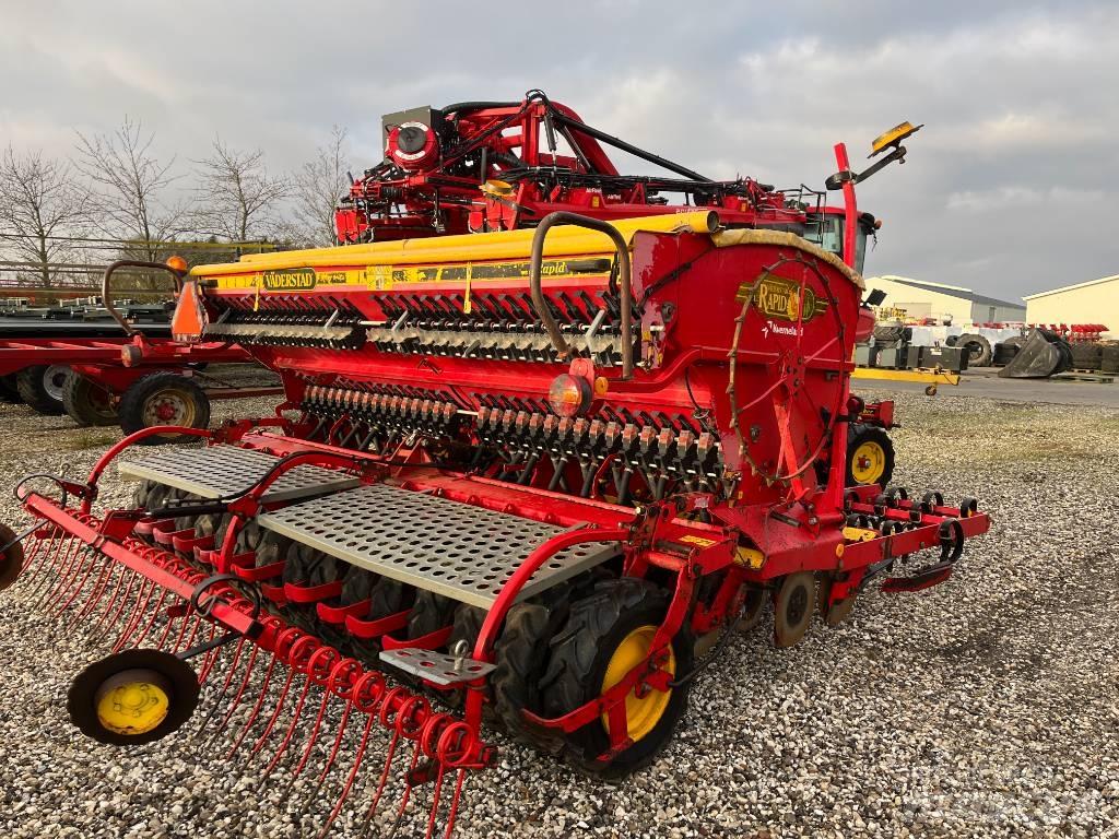 Väderstad Rapid400C 多功能条播机