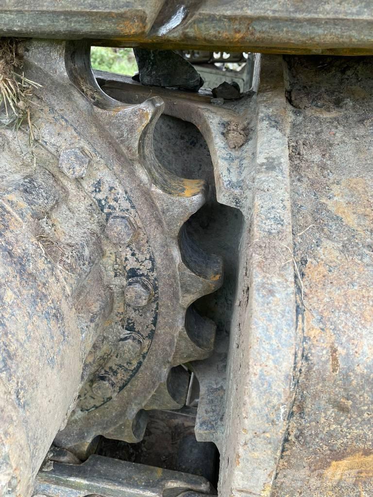 CAT 330 FL 履带挖掘机