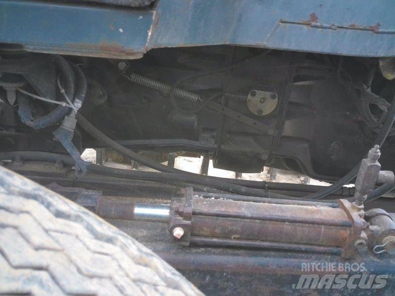 Massey Ferguson 4270 拖拉机/农用车