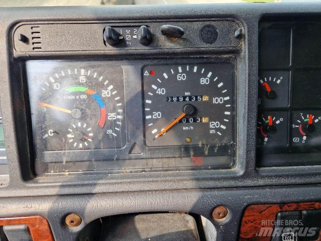 Volvo NH12.460 牵引车
