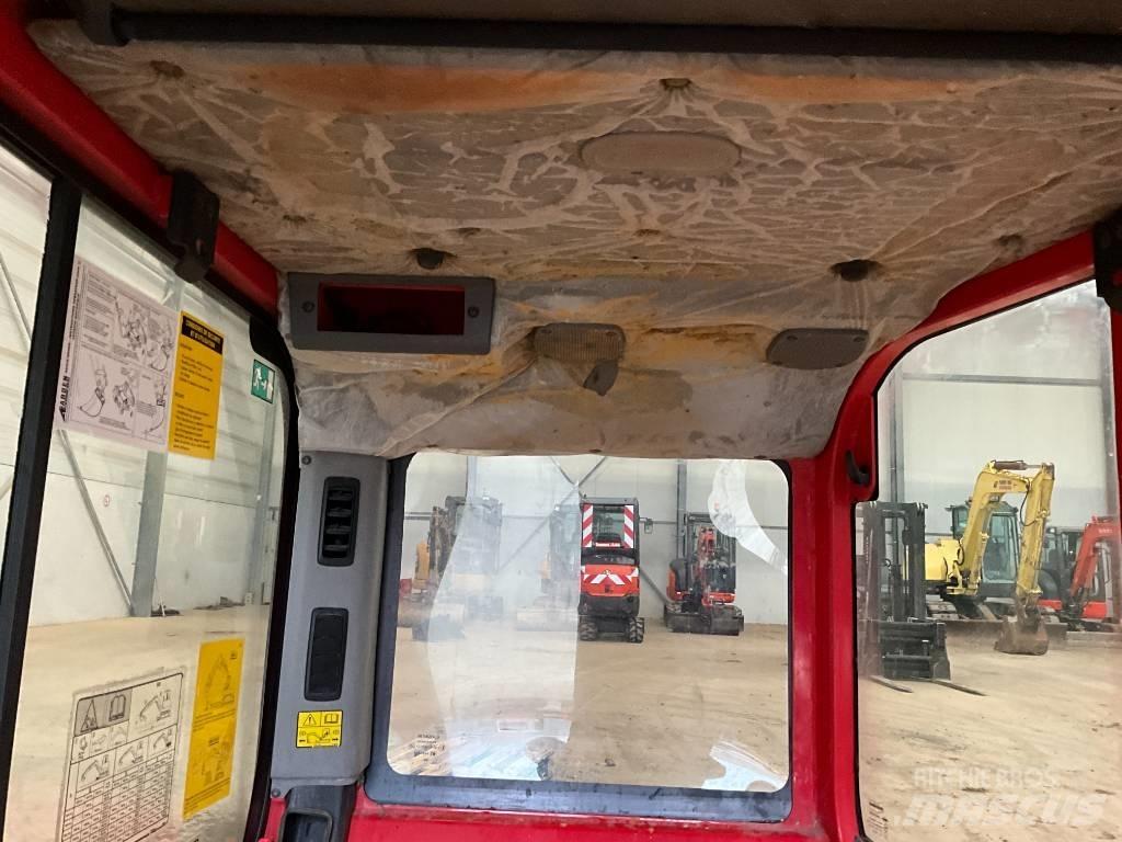 Bobcat E 80 驾驶室与内部
