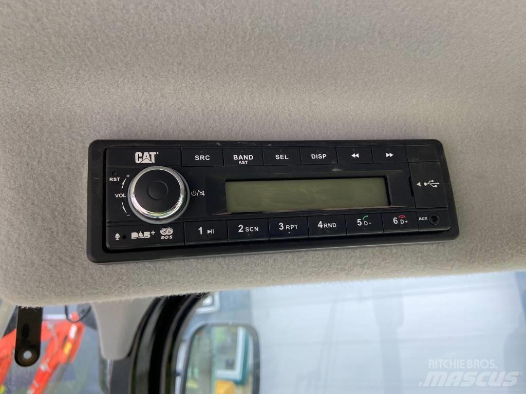 CAT 906 轮式装载机