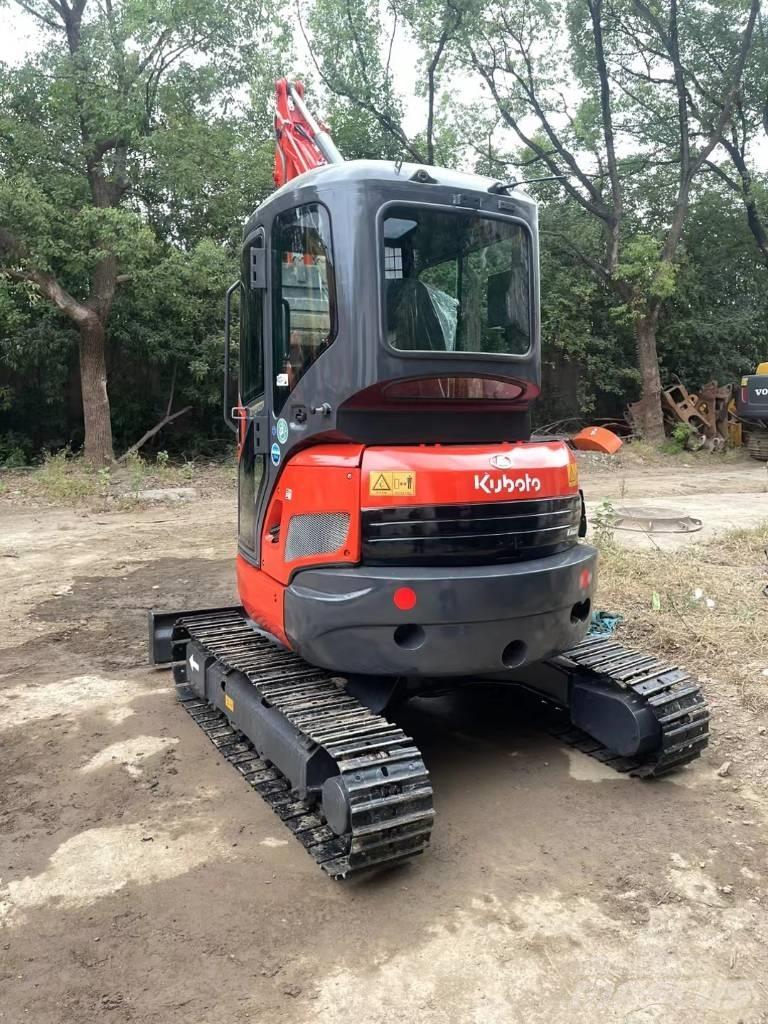 Kubota U35 小型挖掘机