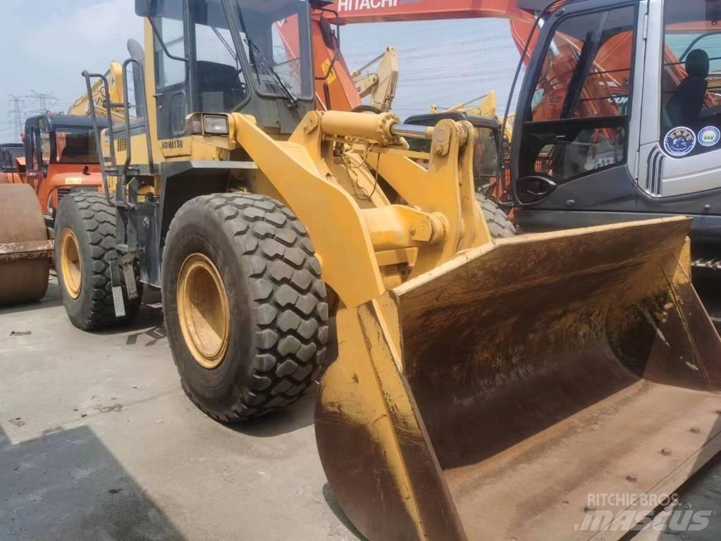 Komatsu WA 320 轮式装载机