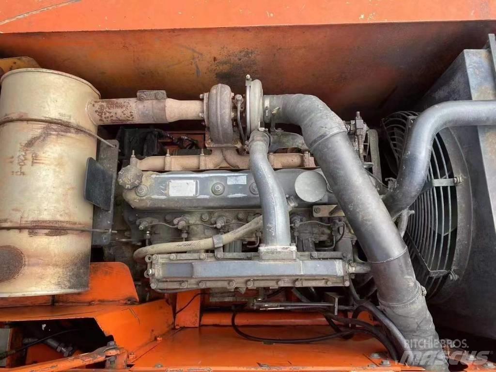 Doosan DH 225 LC-7 履带挖掘机