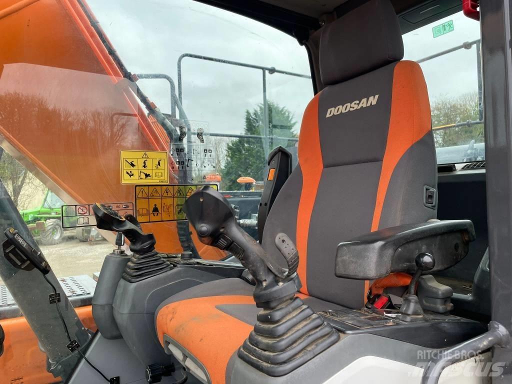 Doosan DX140LC-5 履带挖掘机