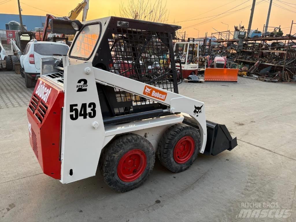 Bobcat 543 滑移装载机
