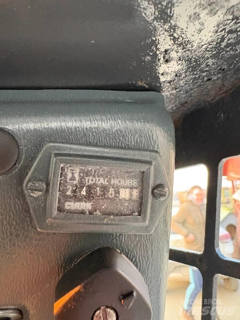 Bobcat 543 滑移装载机